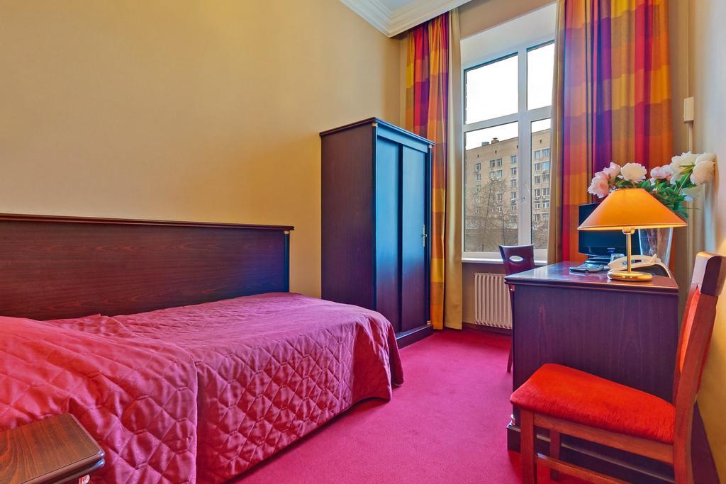 Warsaw Hotel Moskow Bagian luar foto